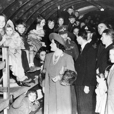 "The Blitz" - Der Luftangriff auf London lässt die Briten zusammenrücken