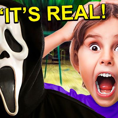 Kid Thinks Ghostface from Scream is REAL!