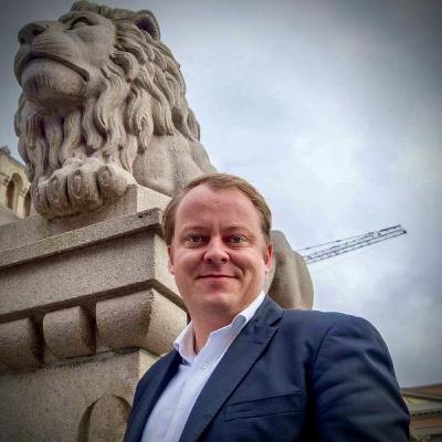 Fjøslyktpodden Med Erlend Wiborg