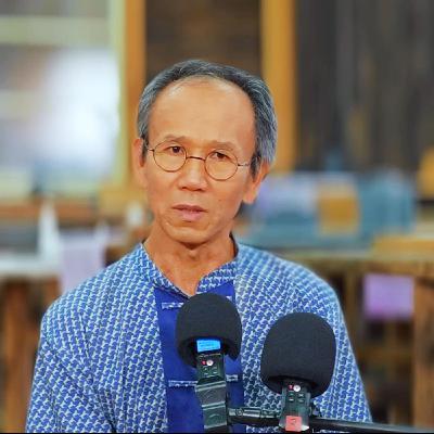 石壺藝術、吳銘純 專訪(屏東縣-麟洛鄉、一爐石壺工作室) 石壺藝術、吳銘純 專訪(屏東縣-麟洛鄉、一爐石壺工作室)