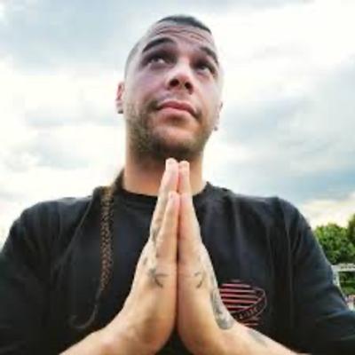 Barlow deli Arcade Boyz: Ferragni, Trump e Rapper falliti. Barlow deli Arcade Boyz: Ferragni, Trump e Rapper falliti.