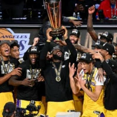 Episode 12 - Lakers all the way! | Tennis moneyball | Rishabh Pant is back!