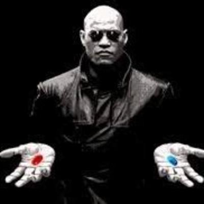 Matrix, Neo y la decisión de la pildora azul (mundo actual) roja (verdad absoluta) ¿Cuál tomarias? Matrix, Neo y la decisión de la pildora azul (mundo actual) roja (verdad absoluta) ¿Cuál tomarias?