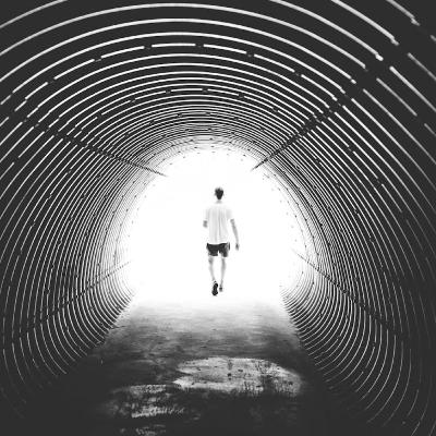 CZY NADZIEJA MOŻE ZMIENIAĆ NASZE ŻYCIE?