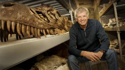 Episode 16 - Revisiting The Great Dinosaur Hunt with Phil Currie Episode 16 - Revisiting The Great Dinosaur Hunt with Phil Currie