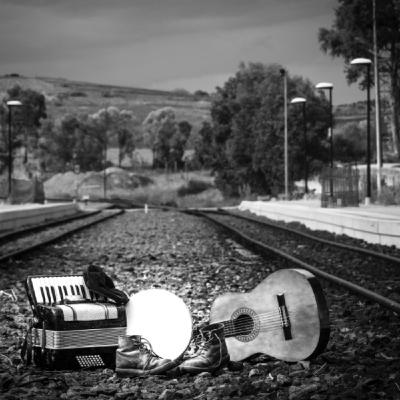 La terra è di chi la canta. "Una vita a scartamento ridotto. Il ferroviere Pinelli e il suo "volo" per la verità e la giustizia."