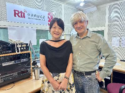 慈悲從詩、畫、歌起始