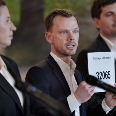 Halvvejs mod valget, og nu virker socialdemokraterne stressede