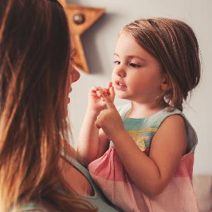 Lenguaje de señas para bebés en las guarderías | Podcast 024