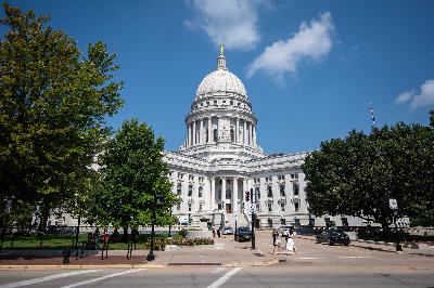 What’s ahead in Wisconsin politics in 2026, Milwaukee musician Trapper Schoepp’s new album