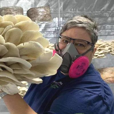 Woods & Stems: A Mushroom Odyssey with Ginger & Becky Woods