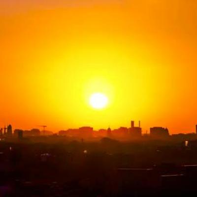 KEVIN DOMANSKI | 'An Easy Spring Thing' | April/May 2016