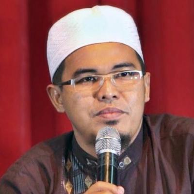 Ust. Budi Ashari, Lc II TANGGUNG JAWAB AYAH MUSLIM DALAM MENDIDIK ANAK DI WAKTU KECIL II Kajian Parenting Ust. Budi Ashari, Lc II TANGGUNG JAWAB AYAH MUSLIM DALAM MENDIDIK ANAK DI WAKTU KECIL II Kajian Parenting