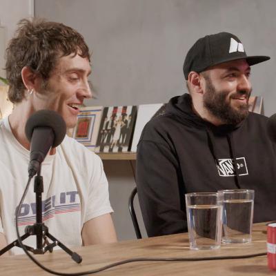 "¿Se puede vivir de escribir hits?", con La La Love You