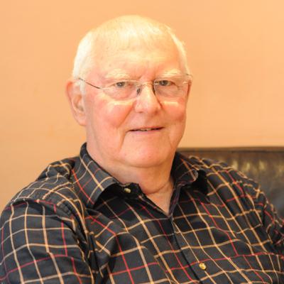 Renowned 81 year old Performance Psychologist Dr Barry Cripps