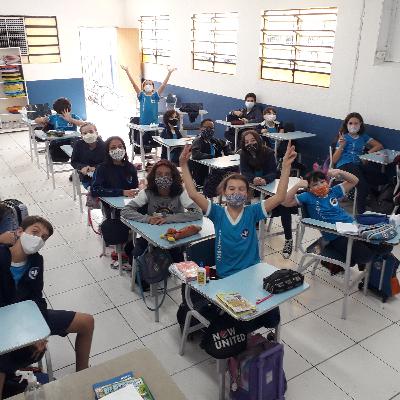 Poesias declamadas pelos alunos do 5o ano A.