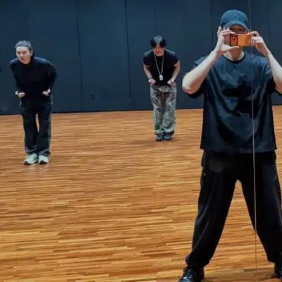 RM Drops Surprise Photo From BTS' Rehearsal RM Drops Surprise Photo From BTS' Rehearsal