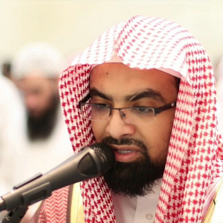 (تَمْشِي عَلَى اسْتِحْيَاءٍ) حياء المرأه عفةٌ لها بأداء خاشع للشيخ ناصر القطامي