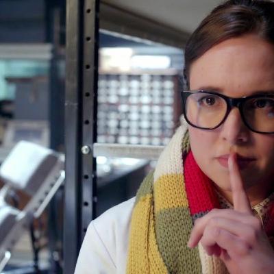 S3 Ep6: The embarrassment of being a Doctor Who fan