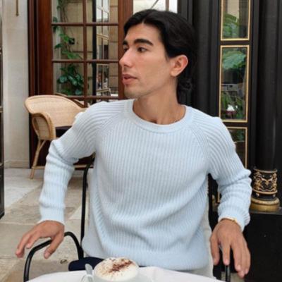 Как создать свой бренд одежды и что важнее: картинка или цифры