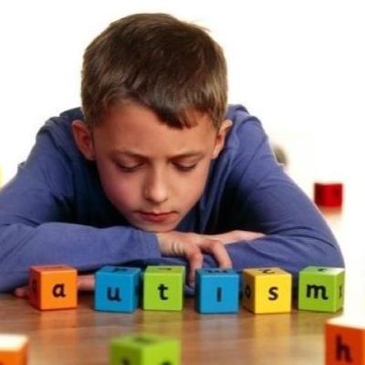 Habilidades de la Comunicación UCA 2021: Comunicación con un niño autista en la consulta de enfermería.