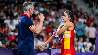 El entrenador de Carolina Marín: "Ha tomado la mejor decisión, la más respetuosa con su historia deportiva"