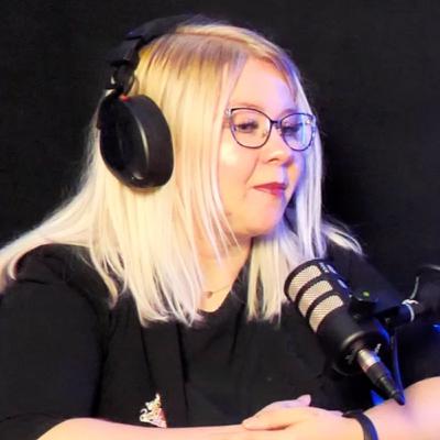 Między słowami #3 - Martyna Zembrzuska Między słowami #3 - Martyna Zembrzuska