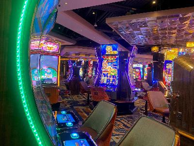 Mass. gambling boom may bust: Report warns about stalled revenue, tax caps and lottery woes