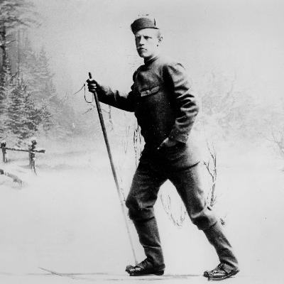 O explorador que percorreu a Gronelândia a pé, ganhou o prémio Nobel da Paz e criou um passaporte humanitário: Fridtjof Nansen O explorador que percorreu a Gronelândia a pé, ganhou o prémio Nobel da Paz e criou um passaporte humanitário: Fridtjof Nansen