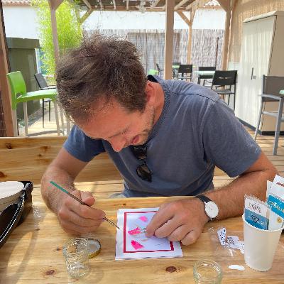 S03E04 - Episode à ne pas écouter car c'est secret ! S03E04 - Episode à ne pas écouter car c'est secret !