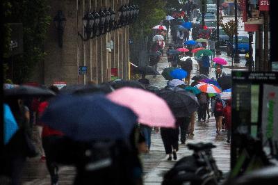 Why it feels like it rains every weekend