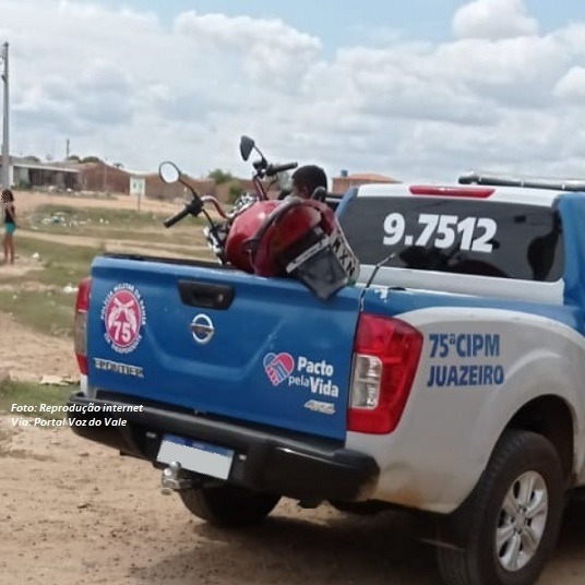 Dupla da moto vermelha: PM prende um dos suspeitos de praticarem diversos arrastões de celulares em vários bairros de Juazeiro (BA) - 27 Nov 2021 - Portal Voz do Vale