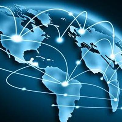 A globalização nos separou de nós mesmos.