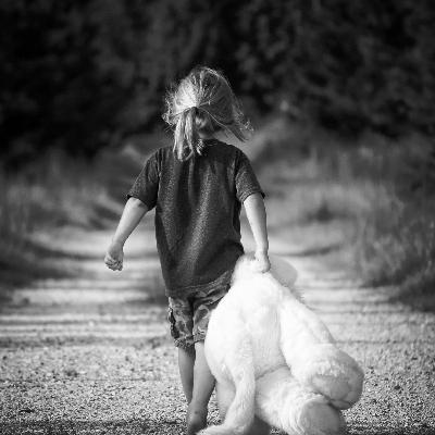 La petite fille silencieuse