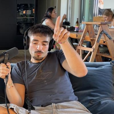 114 - 2 Stunden bisexuell (mit Sammy Core)
