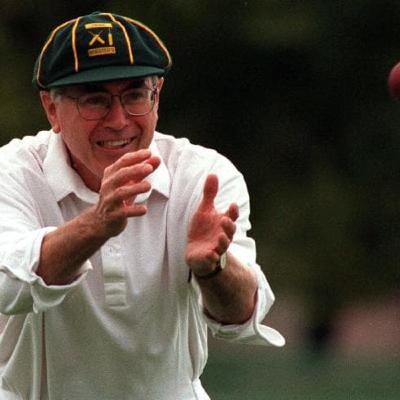 S1E125: 3AW Prime Minister John Howard  with David Hookes & Gerard Healy. 09 Dec, 1999