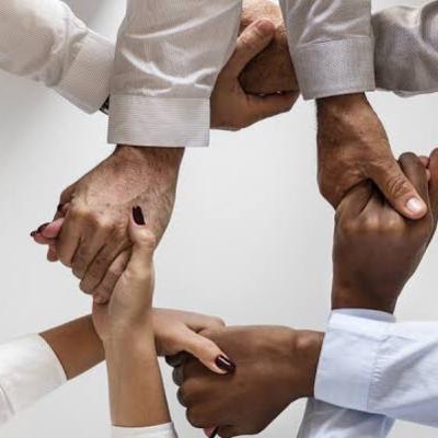 Um pouco sobre racismo e preconceito. Texto feito por aluna do 8º ano.