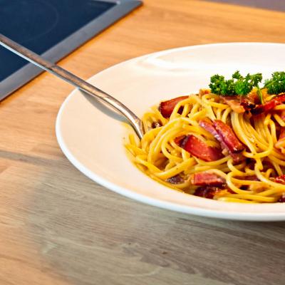 Spaghetti Carbonara Roma Style | Locker & Lecker | #138
