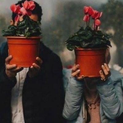 مين المسئول ( أنا ولا هي)