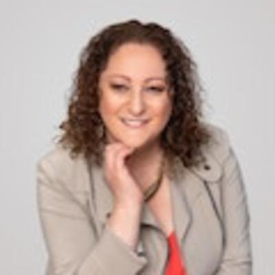 Conversation with Courageous Holistic Natural Health Practicioner and Author Magic Barclay