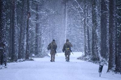 Finland: A mad prepper nation or a role model for all small to medium democracies