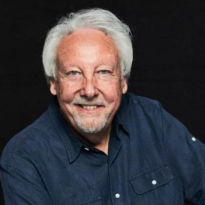 Interviewer Howard Benjamin