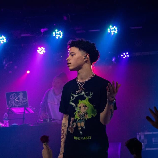Next To Me - Lil Mosey (Feat. Eladio Carrion) episode artwork