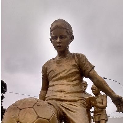 Las niñas bonitas se saben agachar Las niñas bonitas se saben agachar