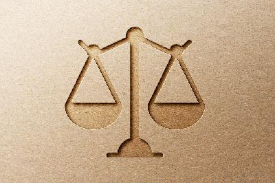 Ser Justos: Caídas en la calle Ser Justos: Caídas en la calle