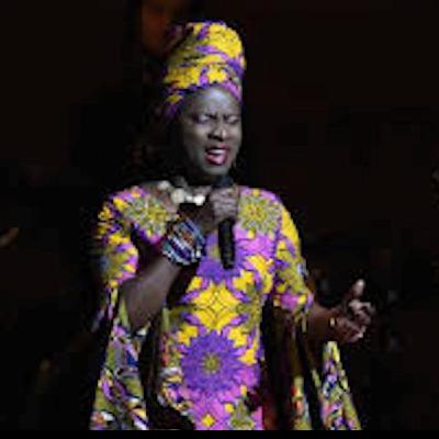 Angélique Kidjo, Pat Thomas, Rokia Traoré ... Les Lives de Nova aux Suds à Arles Angélique Kidjo, Pat Thomas, Rokia Traoré ... Les Lives de Nova aux Suds à Arles