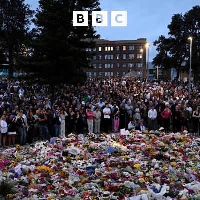 Australia: thousands attend Bondi Beach vigil Australia: thousands attend Bondi Beach vigil