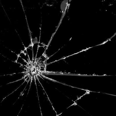 Black Mirror, Imaginário Distópico e Sistemas de Vigilância