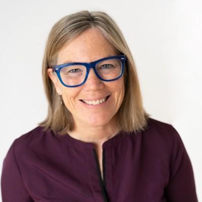 #157 Beyond the Bias: Expansive Leadership for a New Era with Jodi Vandenberg-Daves #157 Beyond the Bias: Expansive Leadership for a New Era with Jodi Vandenberg-Daves