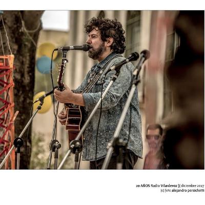 Gaston Rodriguez - Cantautor y musico Uruguayo- Gaston Rodriguez - Cantautor y musico Uruguayo-